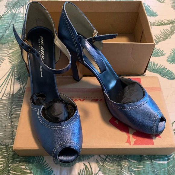 Re-mix Vintage Size 11 Blue Heels Retro Pinup - Picture 1 of 16